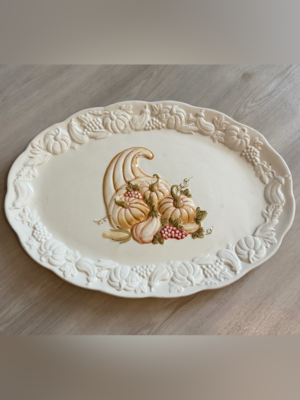 Vintage INT Holiday Serving Platter Home Accent Thanksgiving Fall Halloween